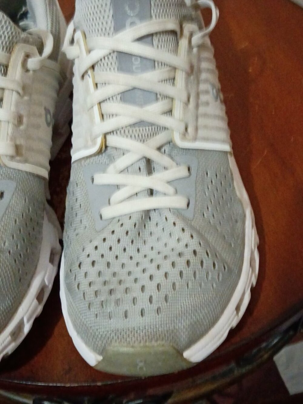 On Cloudswift Women's Sz 7.5 Grey White Cloudtec Running Walking Shoes 41.99579 - Picture 8 of 13